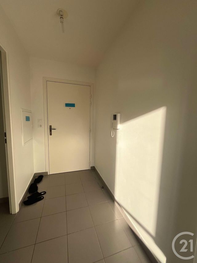 Appartement F1 &agrave; louer - 1 pi&egrave;ce - 29,37 m2 - Nanteuil Le Haudouin - 60 - PICARDIE