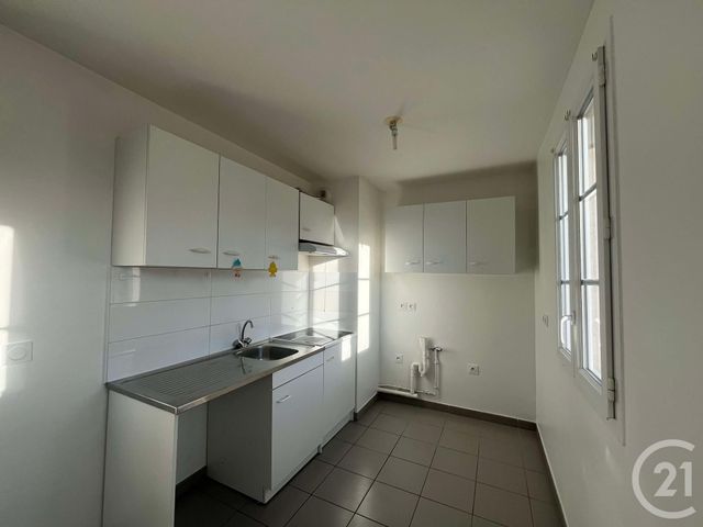 Appartement F1 &agrave; louer - 1 pi&egrave;ce - 29,37 m2 - Nanteuil Le Haudouin - 60 - PICARDIE