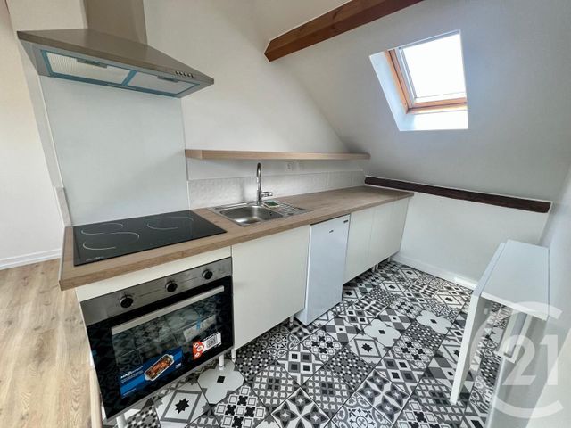 Appartement Studio &agrave; louer - 1 pi&egrave;ce - 15,95 m2 - Dammartin En Goele - 77 - ILE-DE-FRANCE