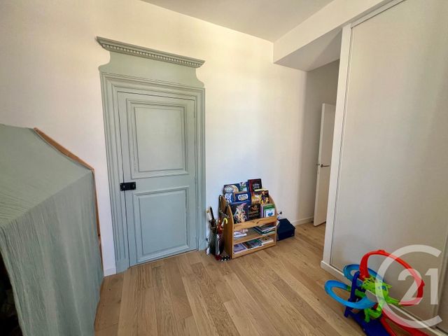 Appartement F3 &agrave; louer - 3 pi&egrave;ces - 59,40 m2 - Juilly - 77 - ILE-DE-FRANCE