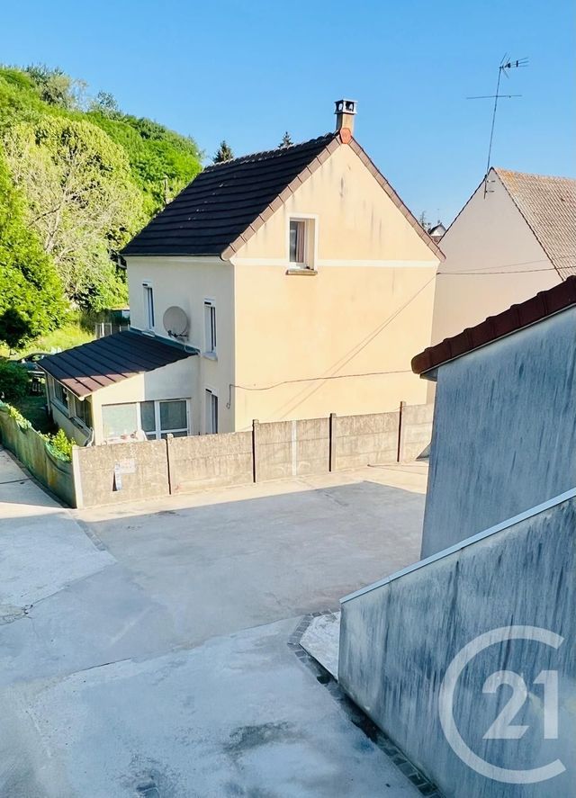 Appartement Studio &agrave; louer - 1 pi&egrave;ce - 17,30 m2 - Penchard - 77 - ILE-DE-FRANCE