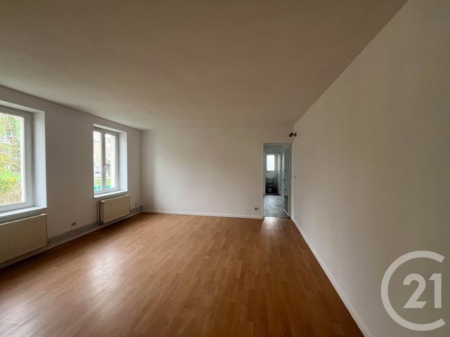 Appartement F2 &agrave; louer - 2 pi&egrave;ces - 52,60 m2 - Le Plessis Belleville - 60 - PICARDIE