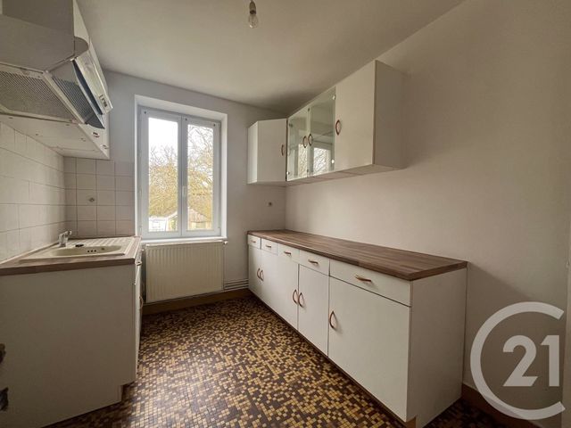 Appartement F2 &agrave; louer - 2 pi&egrave;ces - 52,60 m2 - Le Plessis Belleville - 60 - PICARDIE