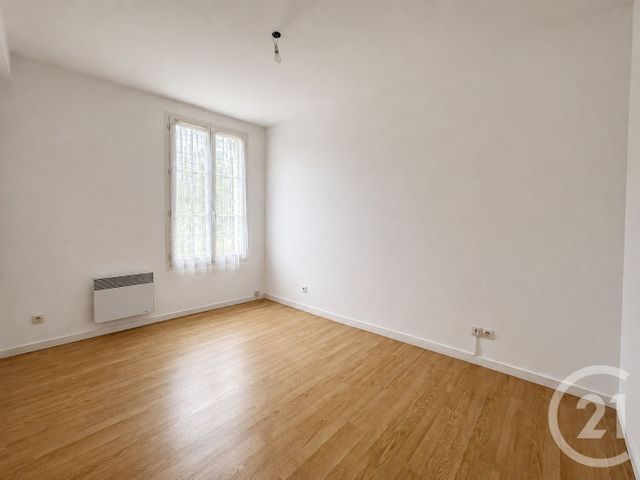Appartement F2 &agrave; louer - 2 pi&egrave;ces - 38,38 m2 - Dammartin En Goele - 77 - ILE-DE-FRANCE