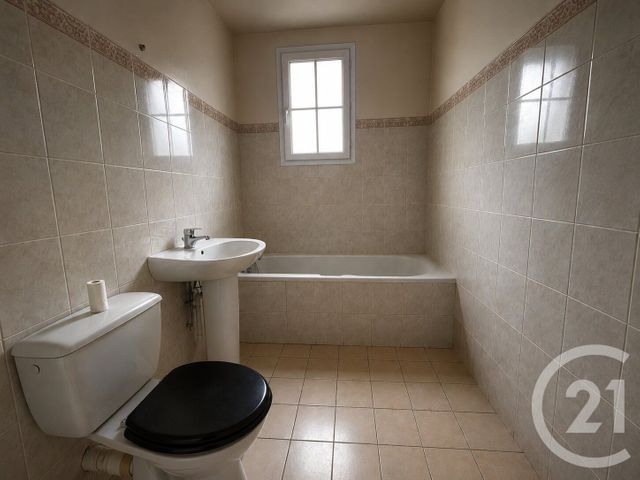 Appartement F2 &agrave; louer - 2 pi&egrave;ces - 38,38 m2 - Dammartin En Goele - 77 - ILE-DE-FRANCE