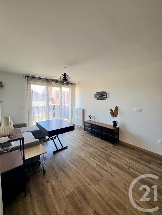 Appartement F2 &agrave; louer - 2 pi&egrave;ces - 38,67 m2 - Le Plessis Belleville - 60 - PICARDIE