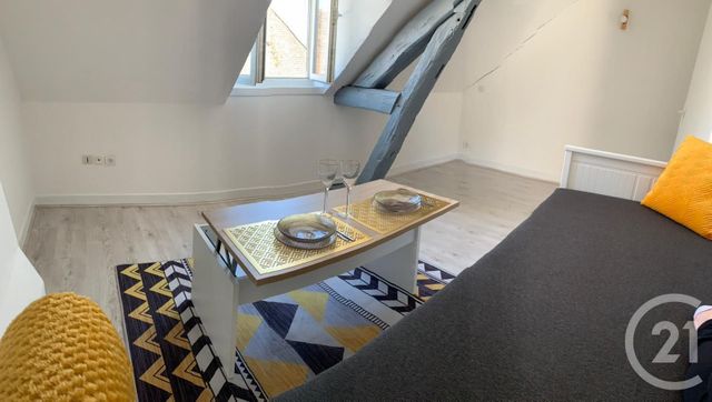 Appartement Studio &agrave; louer - 1 pi&egrave;ce - 17,30 m2 - Beauvais - 60 - PICARDIE