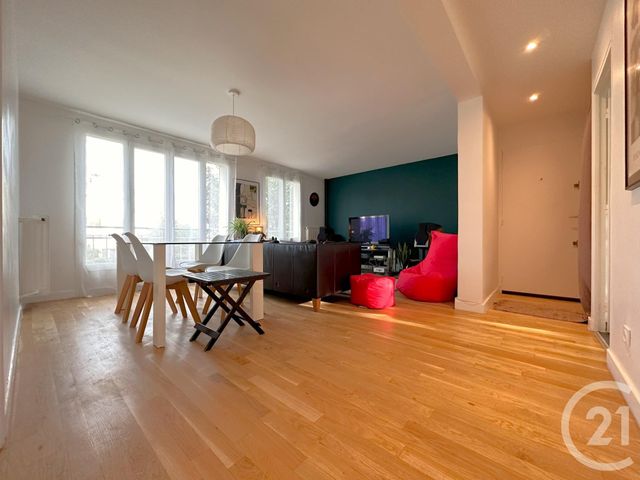 Appartement F4 à vendre - 4 pièces - 60,49 m2 - Livry Gargan - 93 - ILE-DE-FRANCE