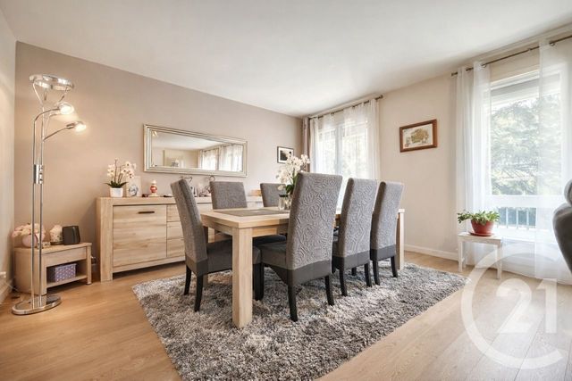 Appartement F4 &agrave; vendre - 4 pi&egrave;ces - 83,60 m2 - Livry Gargan - 93 - ILE-DE-FRANCE