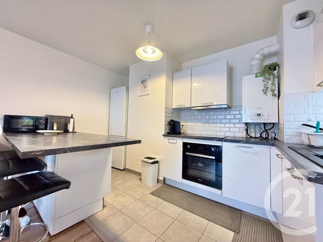 Appartement F3 à vendre - 3 pièces - 58,30 m2 - Livry Gargan - 93 - ILE-DE-FRANCE