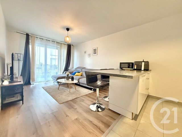 Appartement F3 à vendre - 3 pièces - 58,30 m2 - Livry Gargan - 93 - ILE-DE-FRANCE