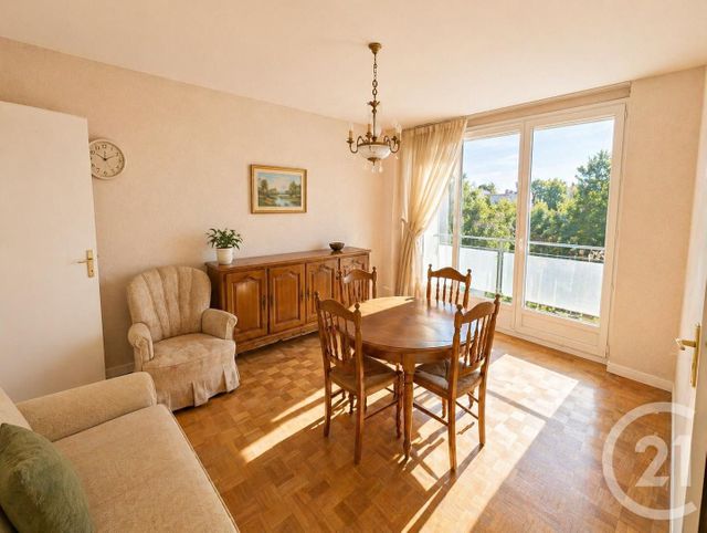 Appartement F3 &agrave; vendre - 3 pi&egrave;ces - 53,86 m2 - Livry Gargan - 93 - ILE-DE-FRANCE