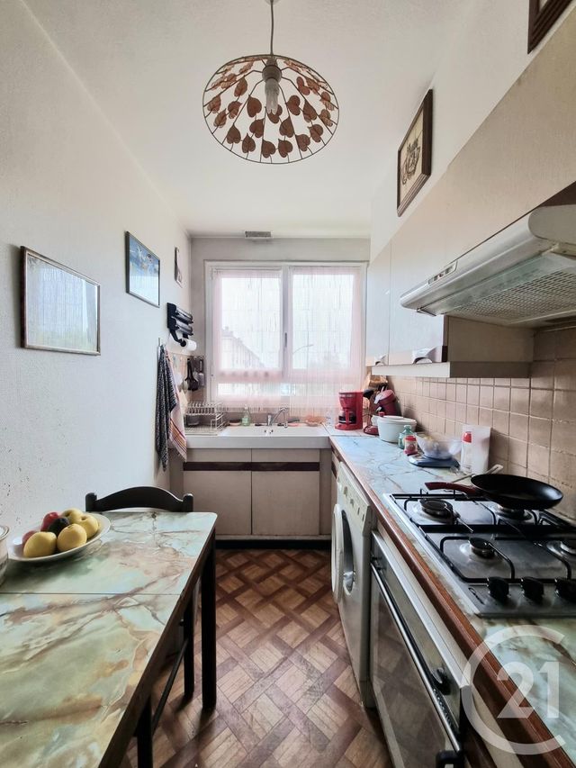 Appartement F2 à vendre - 2 pièces - 48,24 m2 - Livry Gargan - 93 - ILE-DE-FRANCE