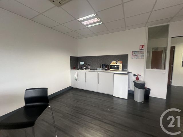 Bureaux à louer - 14.34 m2 - 77 - Seine-et-Marne
