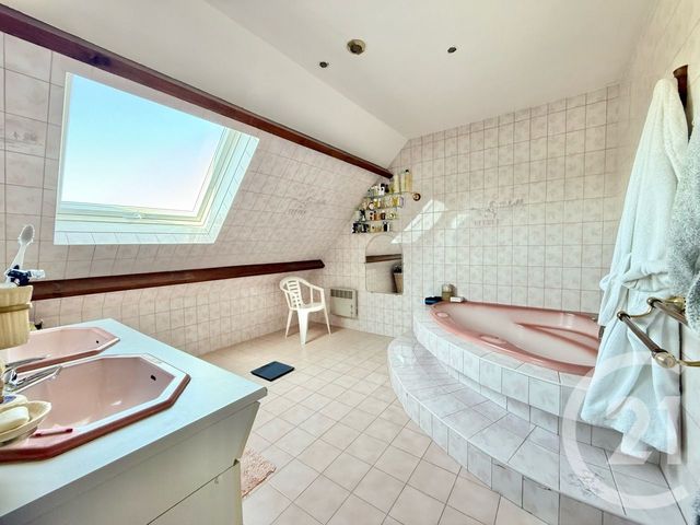 Maison à vendre - 7 pièces - 124,64 m2 - Livry Gargan - 93 - ILE-DE-FRANCE