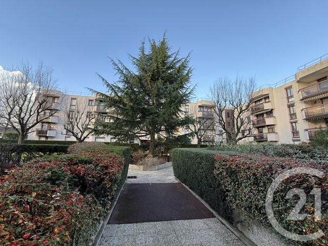 Appartement F3 à vendre - 3 pièces - 52,48 m2 - Livry Gargan - 93 - ILE-DE-FRANCE