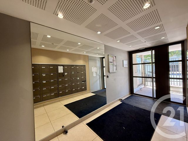 Appartement Studio &agrave; vendre - 1 pi&egrave;ce - 27,18 m2 - Livry Gargan - 93 - ILE-DE-FRANCE