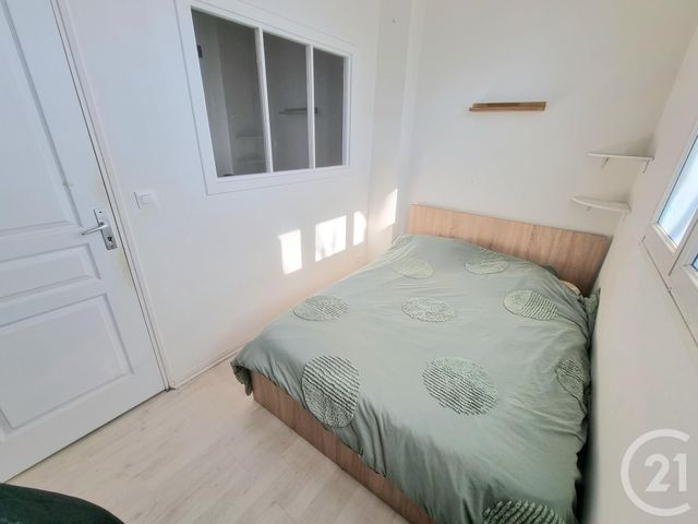 Appartement F2 à vendre - 2 pièces - 29 m2 - Livry Gargan - 93 - ILE-DE-FRANCE