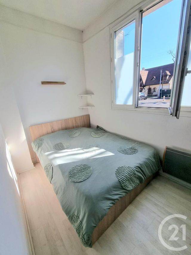 Appartement F2 à vendre - 2 pièces - 29 m2 - Livry Gargan - 93 - ILE-DE-FRANCE