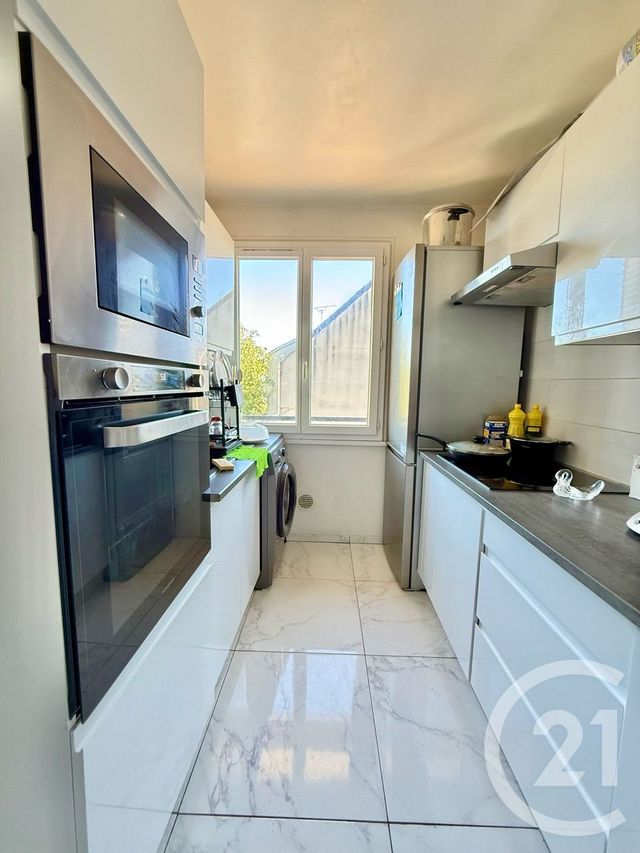 Appartement F3 à vendre - 3 pièces - 58 m2 - Livry Gargan - 93 - ILE-DE-FRANCE