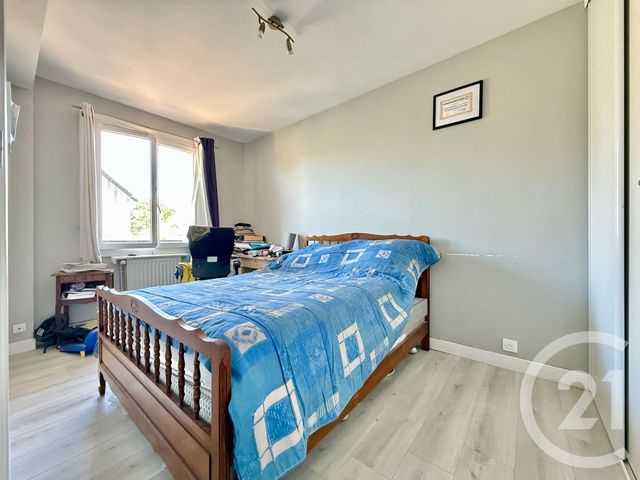 Appartement F3 à vendre - 3 pièces - 58 m2 - Livry Gargan - 93 - ILE-DE-FRANCE