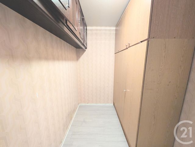 Appartement F3 à vendre - 3 pièces - 70,39 m2 - Livry Gargan - 93 - ILE-DE-FRANCE