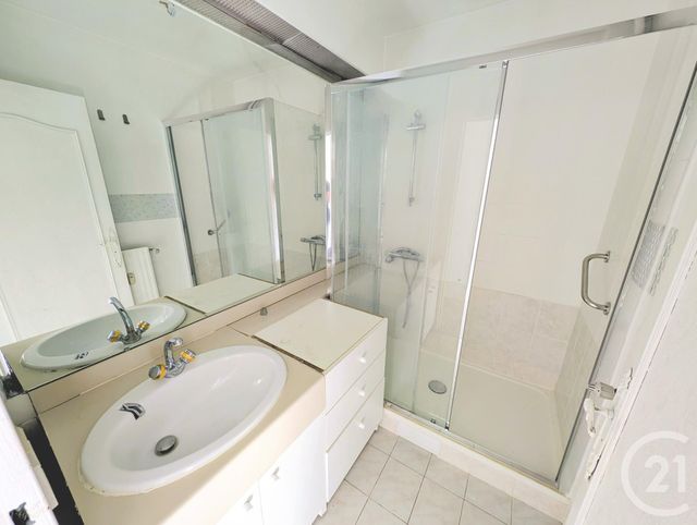 Appartement F3 à vendre - 3 pièces - 70,39 m2 - Livry Gargan - 93 - ILE-DE-FRANCE