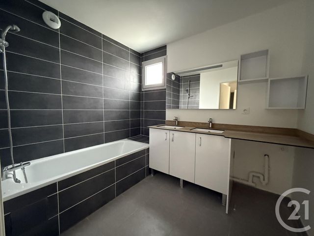 Appartement F4 à vendre - 4 pièces - 89,82 m2 - Livry Gargan - 93 - ILE-DE-FRANCE