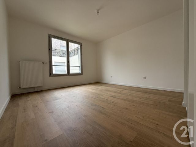 Appartement F4 à vendre - 4 pièces - 89,82 m2 - Livry Gargan - 93 - ILE-DE-FRANCE