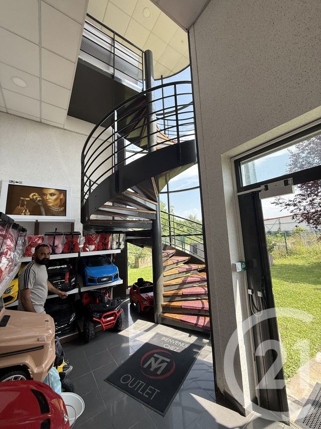 Local commercial à louer - 788.0 m2 - 77 - Seine-et-Marne