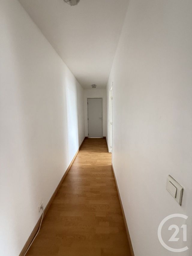 Local commercial à louer - 788.0 m2 - 77 - Seine-et-Marne