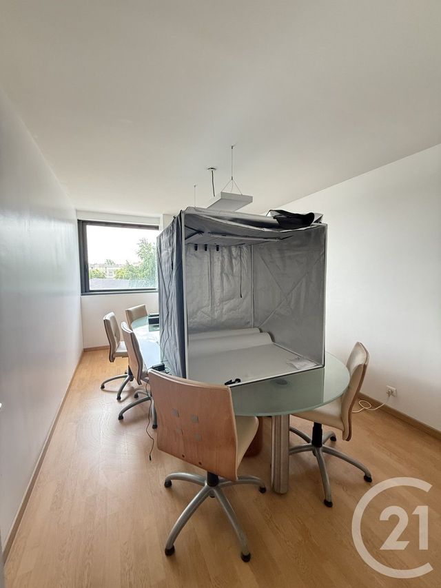 Local commercial à louer - 788.0 m2 - 77 - Seine-et-Marne