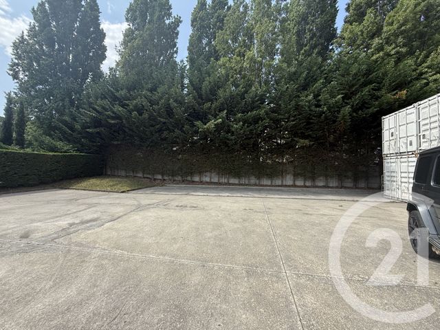 Local commercial à louer - 788.0 m2 - 77 - Seine-et-Marne