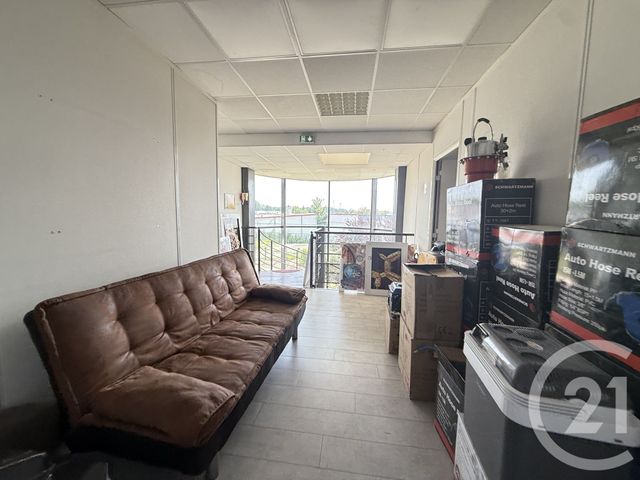 Local commercial à louer - 788.0 m2 - 77 - Seine-et-Marne