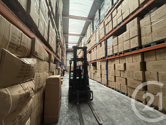 Local commercial à louer - 788.0 m2 - 77 - Seine-et-Marne