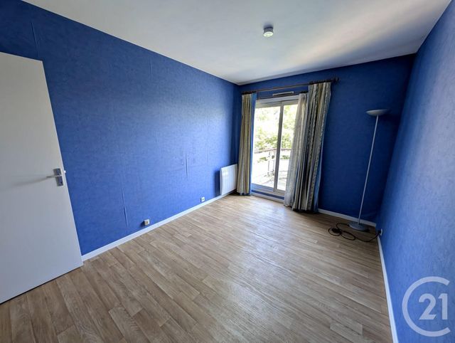 Appartement F4 à vendre - 4 pièces - 77,82 m2 - Livry Gargan - 93 - ILE-DE-FRANCE
