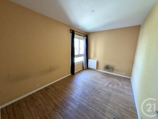 Appartement F4 à vendre - 4 pièces - 77,82 m2 - Livry Gargan - 93 - ILE-DE-FRANCE