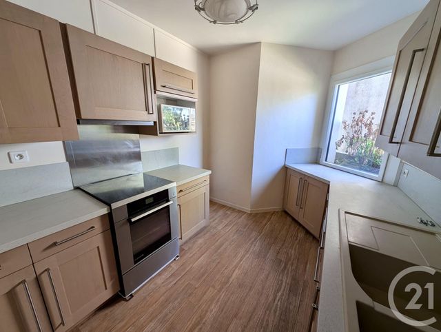 Appartement F4 à vendre - 4 pièces - 77,82 m2 - Livry Gargan - 93 - ILE-DE-FRANCE