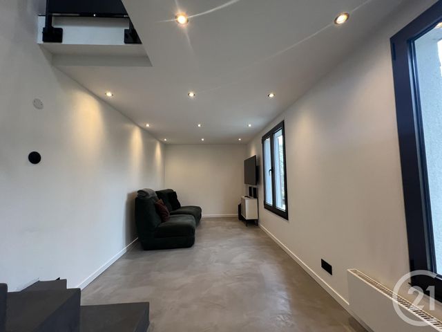 Maison a louer montfermeil - 2 pièce(s) - 65 m2 - Surfyn