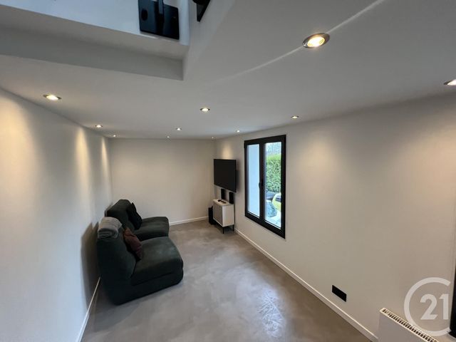 Maison a louer montfermeil - 2 pièce(s) - 65 m2 - Surfyn