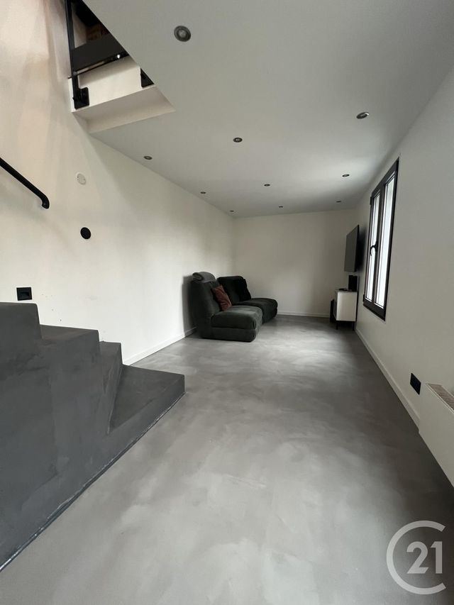 Maison a louer montfermeil - 2 pièce(s) - 65 m2 - Surfyn