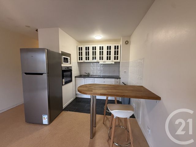 Appartement F2 &agrave; louer - 2 pi&egrave;ces - 36,02 m2 - Montfermeil - 93 - ILE-DE-FRANCE