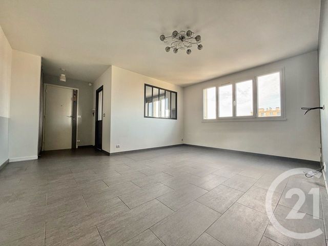 Appartement F2 à vendre - 2 pièces - 47,63 m2 - Livry Gargan - 93 - ILE-DE-FRANCE