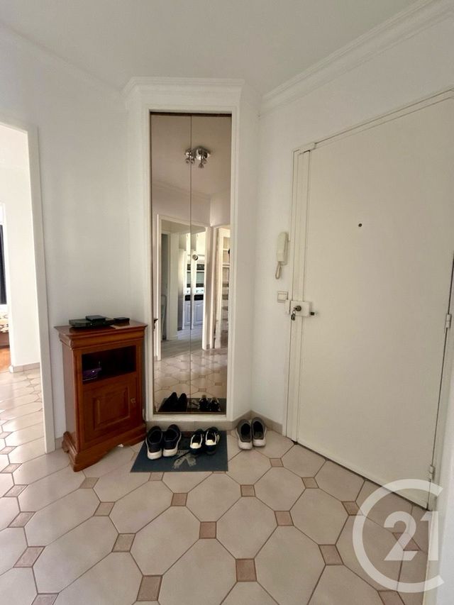 Appartement F3 à vendre - 3 pièces - 70,25 m2 - Livry Gargan - 93 - ILE-DE-FRANCE