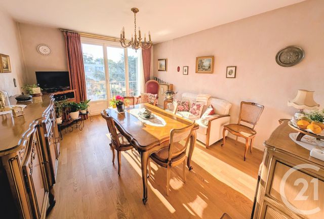 Appartement F3 à vendre - 3 pièces - 58,86 m2 - Livry Gargan - 93 - ILE-DE-FRANCE