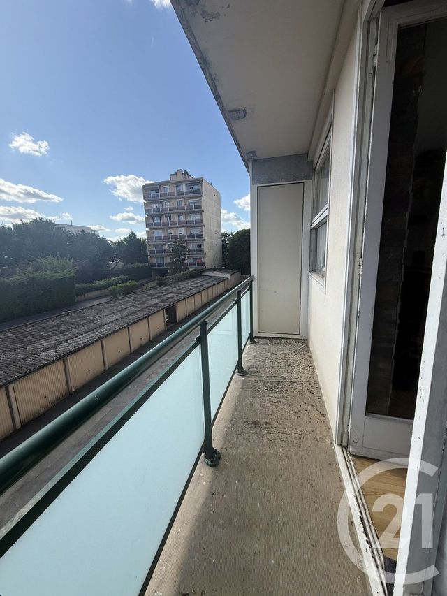 Appartement F3 à louer - 3 pièces - 52,03 m2 - Livry Gargan - 93 - ILE-DE-FRANCE