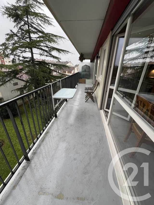 Appartement F2 à louer - 2 pièces - 38,40 m2 - Livry Gargan - 93 - ILE-DE-FRANCE