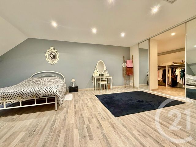 Maison à vendre - 8 pièces - 209 m2 - Livry Gargan - 93 - ILE-DE-FRANCE