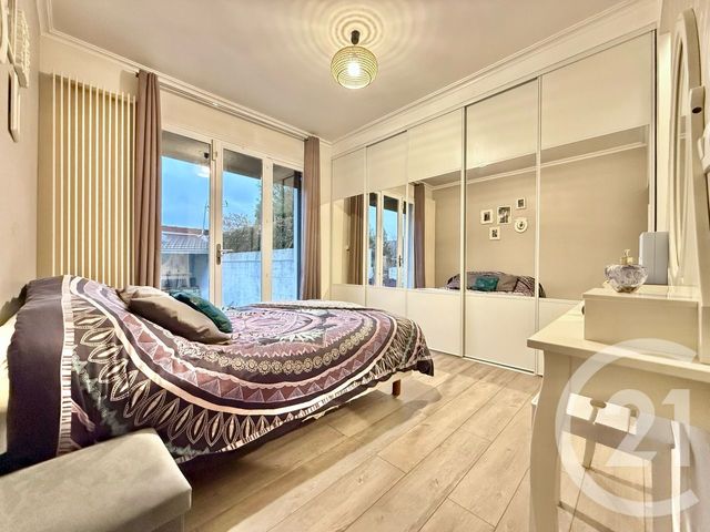 Maison à vendre - 8 pièces - 209 m2 - Livry Gargan - 93 - ILE-DE-FRANCE