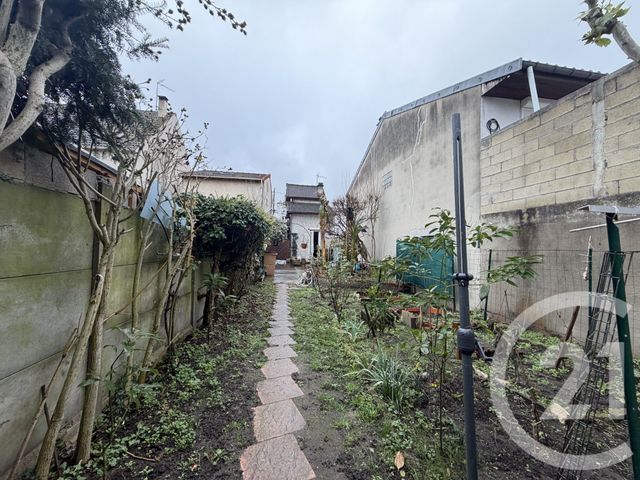 Maison à louer - 3 pièces - 41,69 m2 - Livry Gargan - 93 - ILE-DE-FRANCE